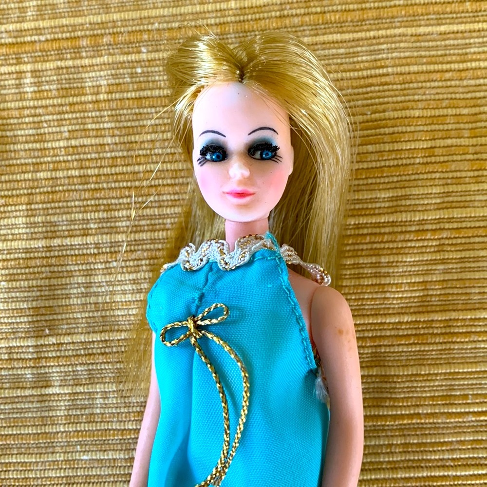 Vintage Topper Dawn Doll 1970